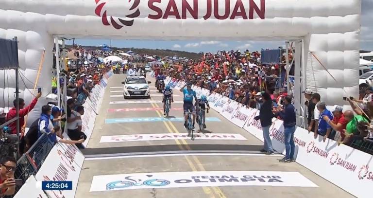 Winner Anacona prend le maillot de leader à Julian Alaphilippe