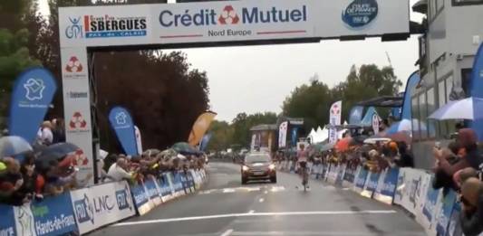 Mads Pedersen gagne le GP d'Isbergues