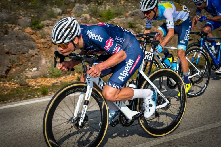 Mathieu Van der Poel doute de sa participation aux Strade Bianche
