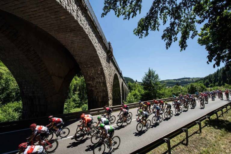 Le calendrier de l’UCI acte la reprise pour fin juillet avec le Tour de Burgos