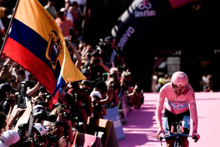 Richard Carapaz : « Le Giro reste mon objectif principal »