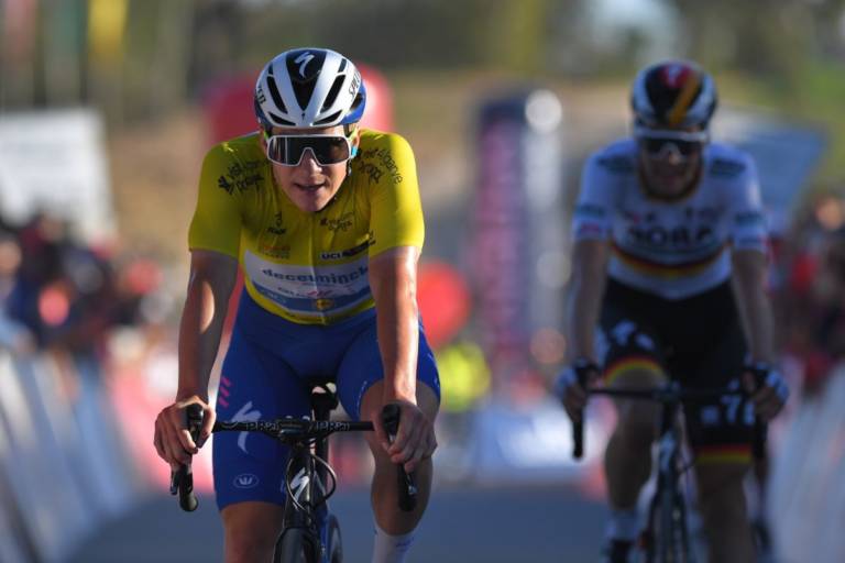 Remco Evenepoel : « J’essaierai de me battre pour le maillot rose »