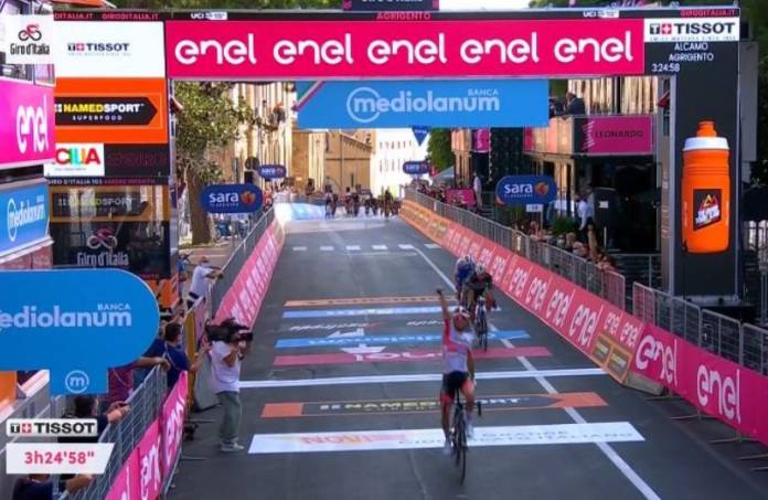 Diego Ulissi remporte l'étape 2 Giro 2020