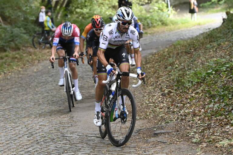 Julian Alaphilippe et Pauline Ferrand-Prévot désignés champions français 2020