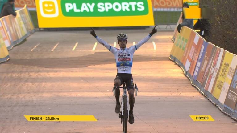 Eli Iserbyt intouchable au Superprestige de Boom