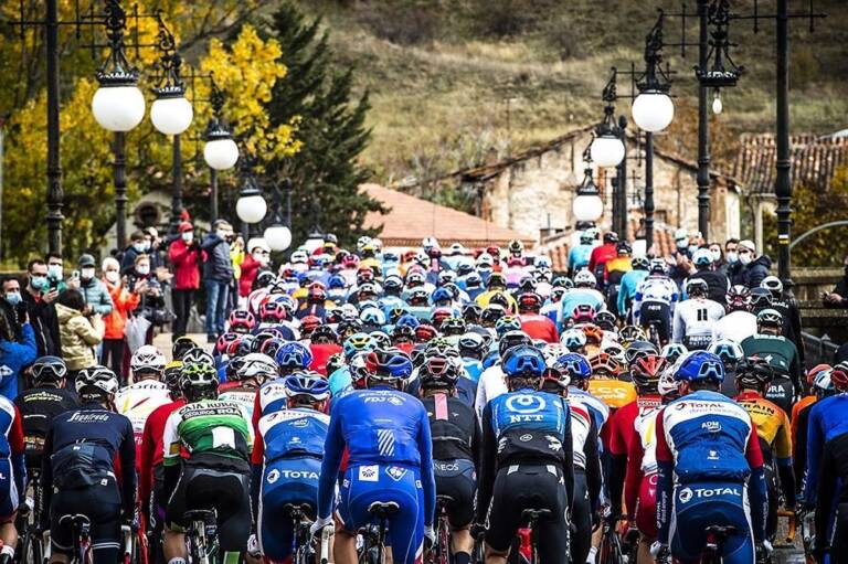 Trois équipes espagnoles invitées pour la Vuelta 2021