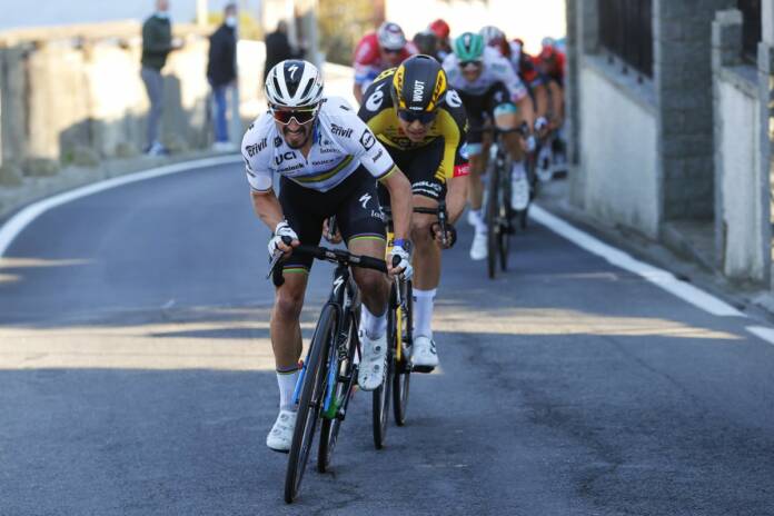 Milan-San Remo n'a pas tourné en faveur de Julian Alaphilippe