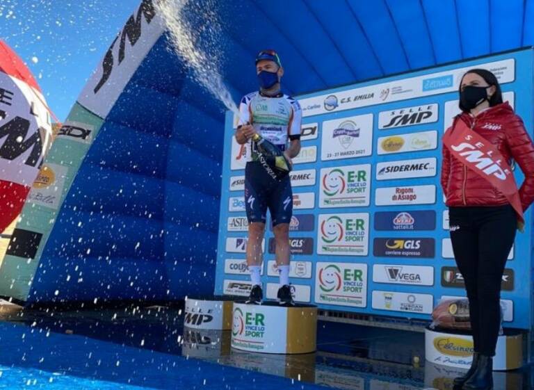 Mark Cavendish leader de la Semaine Coppi e Bartali