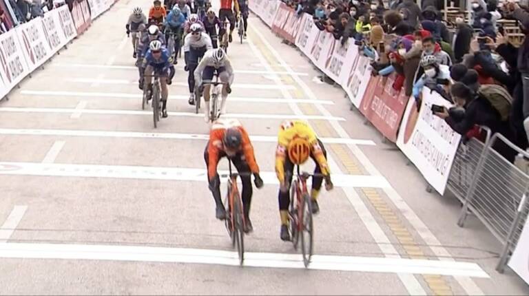 Arvid de Kleijn profite du cafouillage sur la 1e étape du Tour de Turquie 2021