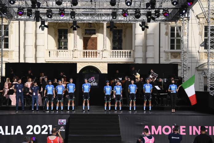 Eolo-Kometa en novice au Giro 2021