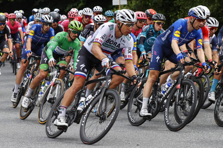 Peter Sagan avec des plaies profondes sur la hanche sur le Tour de France 2021
