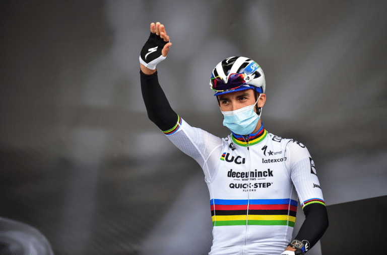 Julian Alaphilippe : « Lever les bras sur le Tour de France 2021 »