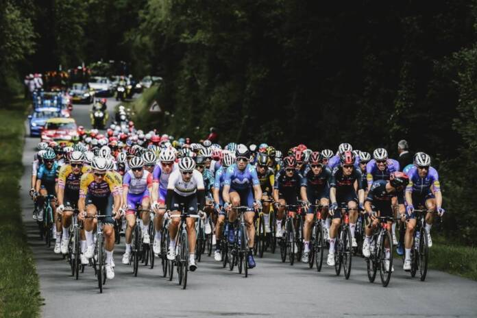 Des écarts sont faits d'entrée sur le Tour de France 2021