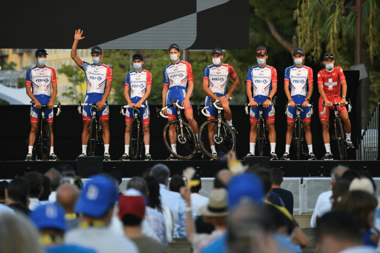 DIRECT-LIVE : La présentation des équipes du Tour de France 2021
