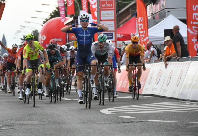 Fabio Jakobsen double la mise pour finir le Tour de Wallonie 2021