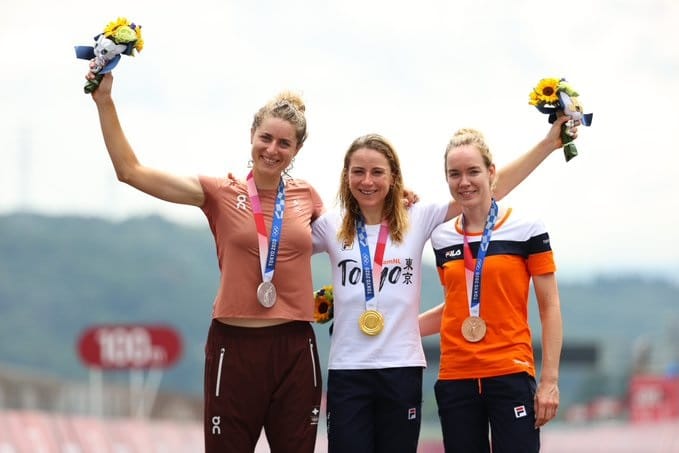 Annemiek van Vleuten lauréate au chrono des Jeux Olympiques de Tokyo