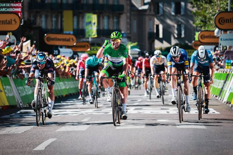 Mark Cavendish remporte la 13e étape du Tour de France 2021