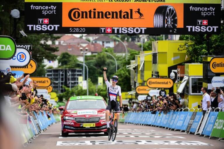 Matej Mohoric remporte en solitaire une 7e étape dingue du Tour de France 2021