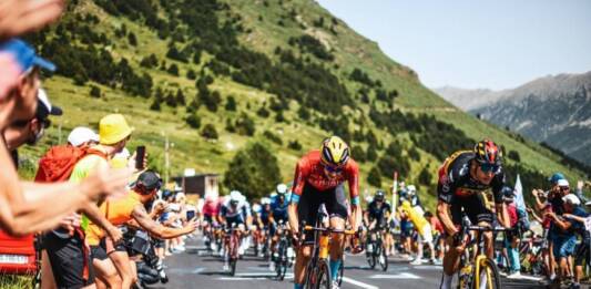 Wout Poels avec le aillot à pois au Tour de France 2021