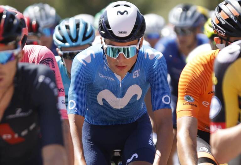 Multiples fractures pour le jeune Johan Jacobs (Movistar) sur la Vuelta 2021