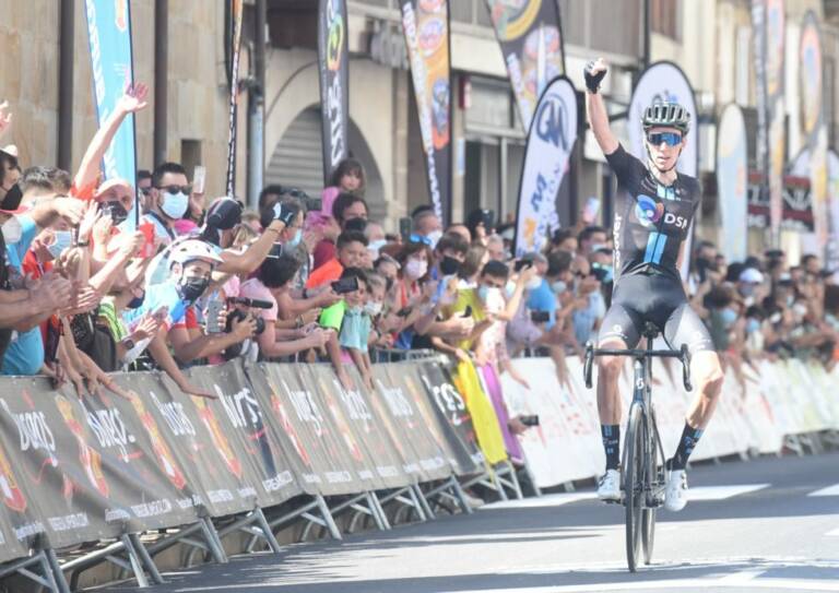 Romain Bardet nouveau leader du Tour de Burgos 2021 malgré « une chute stupide »