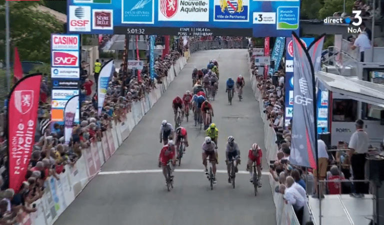 Elia Viviani remporte la 1e étape du Tour Poitou-Charentes 2021 et signe un doublé pour Cofidis