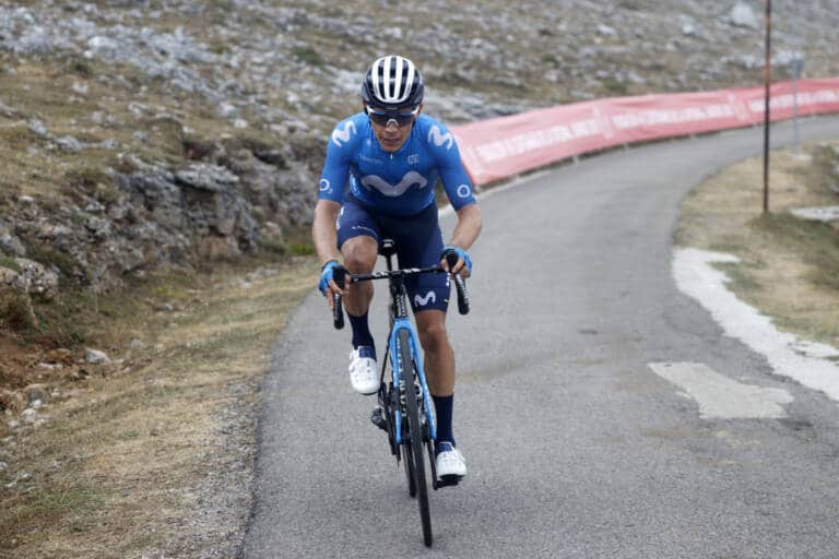 Miguel Angel Lopez remporte en solitaire la 18e étape de la Vuelta 2021, Primoz Roglic se rapproche du sacre