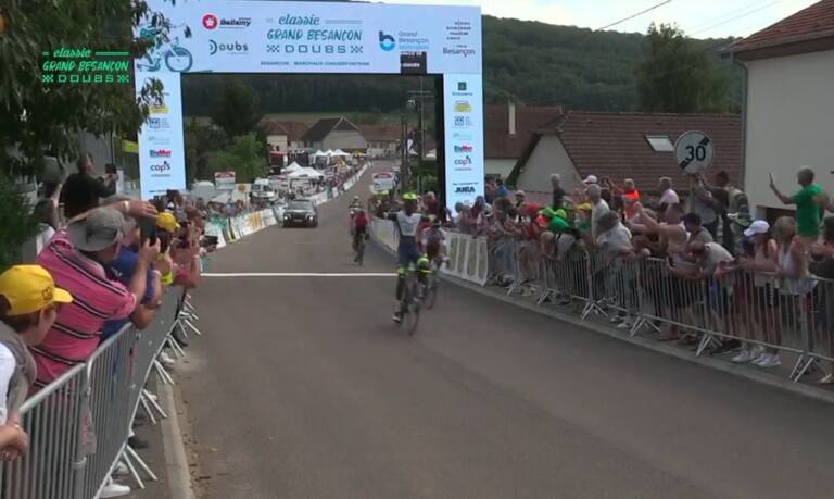 Biniam Girmay remporte la Classic Grand Besançon Doubs 2021
