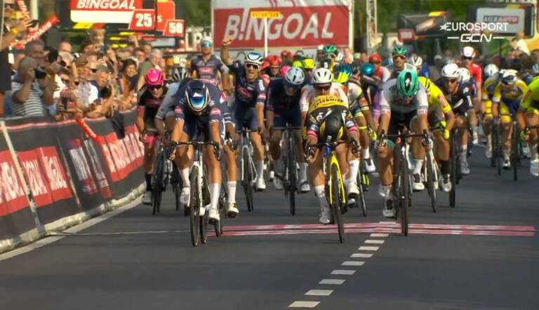 Jasper Philipsen remporte le Championnat des Flandres 2021