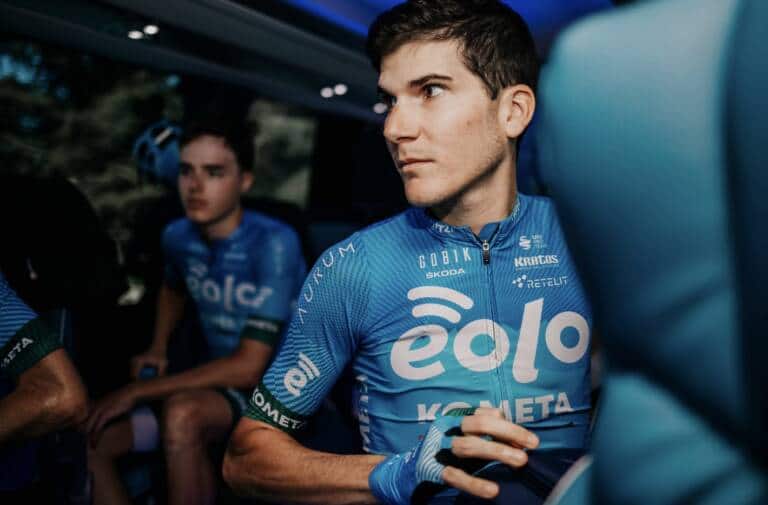 L’effectif EOLO-Kometa au départ du Tour de Lombardie 2021