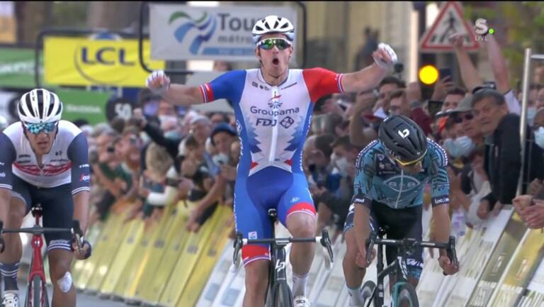 Vidéo du dernier kilomètre de Paris-Tours 2021