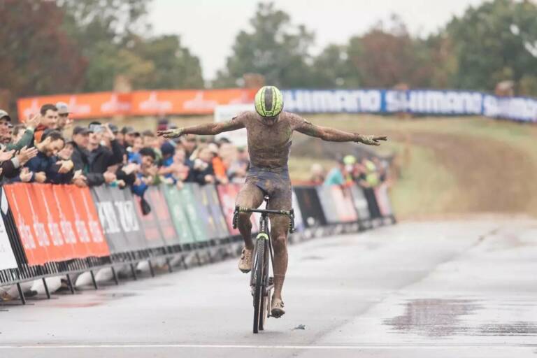 Grande première pour Quinten Hermans sur la 2e manche de la Coupe du Monde de Cyclo-Cross 2021-2022