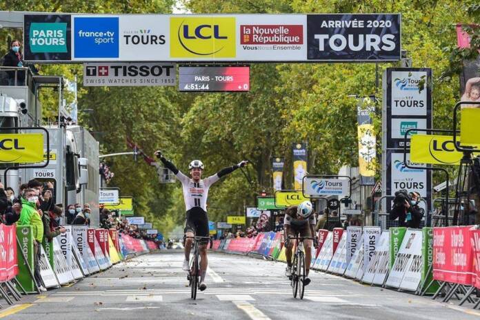 Paris-Tours 2021 s'élancera avec notamment le tenant du titre