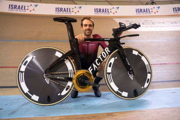 Alex Dowsett rate sa tentative de Record de l’Heure