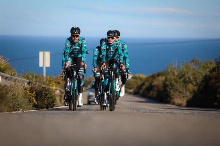 Composition B&B Hotels – KTM sur le GP La Marseillaise 2022
