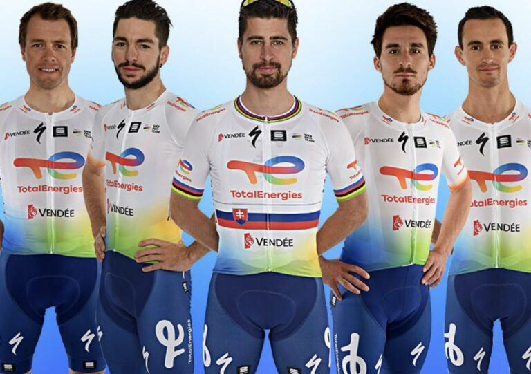 Team TotalEnergies : un nouveau maillot pour de nouvelles ambitions