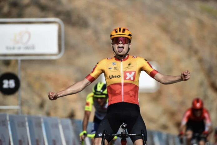 Anthon Charming remporte la 3e étape du Tour d'Oman 2022
