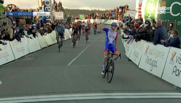 Tour de l’Algarve 2022 : Victoire de David Gaudu à Foia Monchique sur la 2e étape