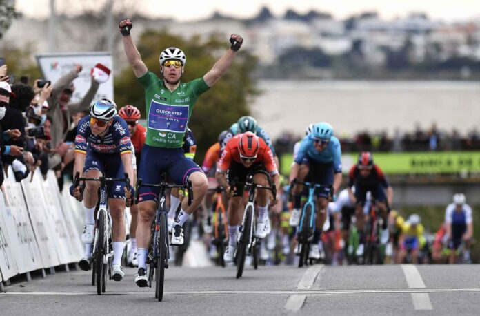 Fabio Jakobsen remporte la 3e étape du Tour de l'Algarve 2022