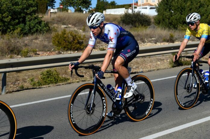 Fabio Jakobsen vainqueur de l'étape 1 du Tour de l'Algarve 2022