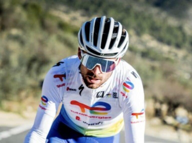 Pierre Latour leader des TotalEnergies sur le Tour de la Provence 2022