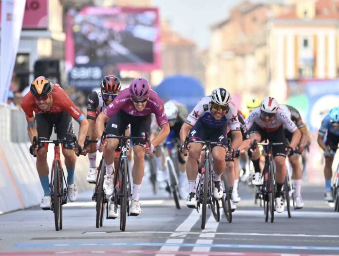 Arnaud Démare remporte la 13e étape du Giro 2022