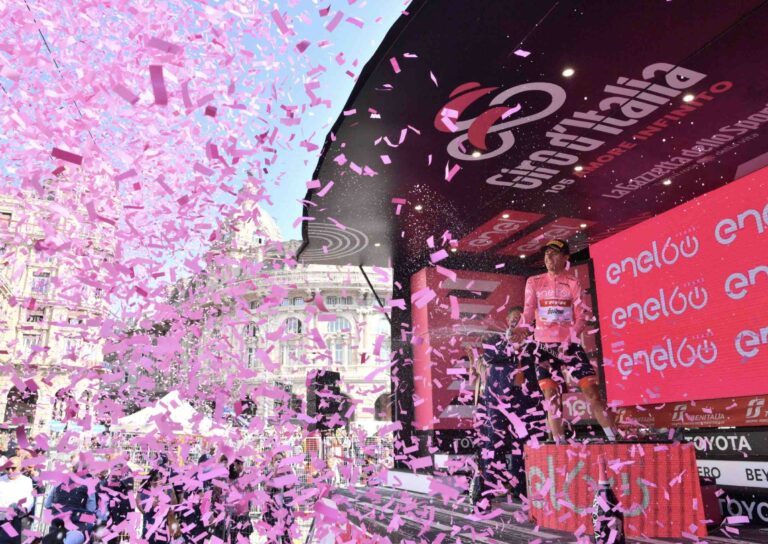 Classement général complet après la 12e étape du Giro 2022