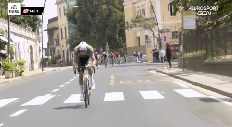 LIVE Giro 2022 : Le départ de la 8e étape a été donné