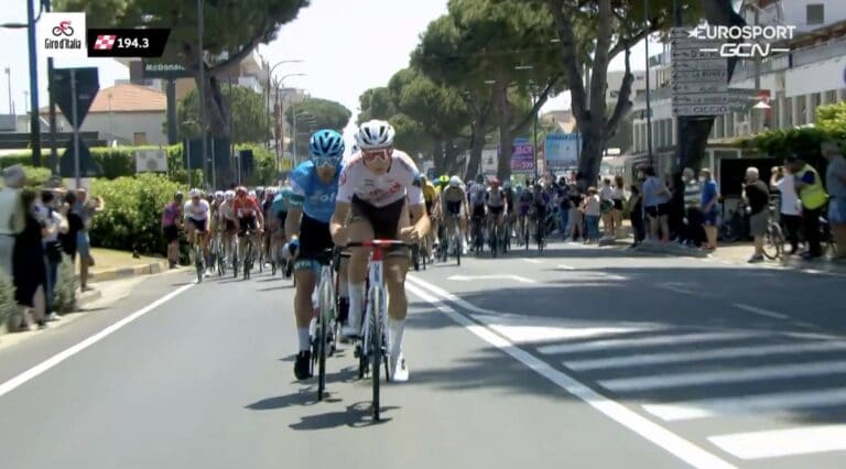 LIVE Giro 2022 : Le départ de la 10e étape a été donné