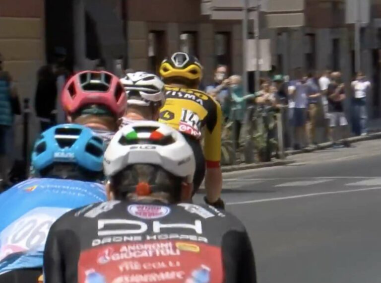 DIRECT-LIVE : 5 coureurs échappés sur la 13e étape du Giro 2022