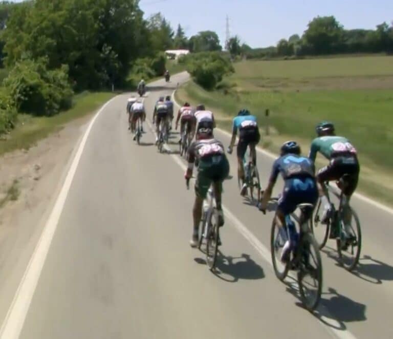 DIRECT-LIVE : 12 coureurs échappés sur la 14e étape du Giro 2022