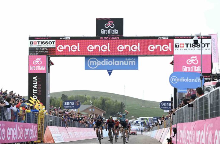 Victoire de Jai Hindley sur la 9e étape du Giro 2022