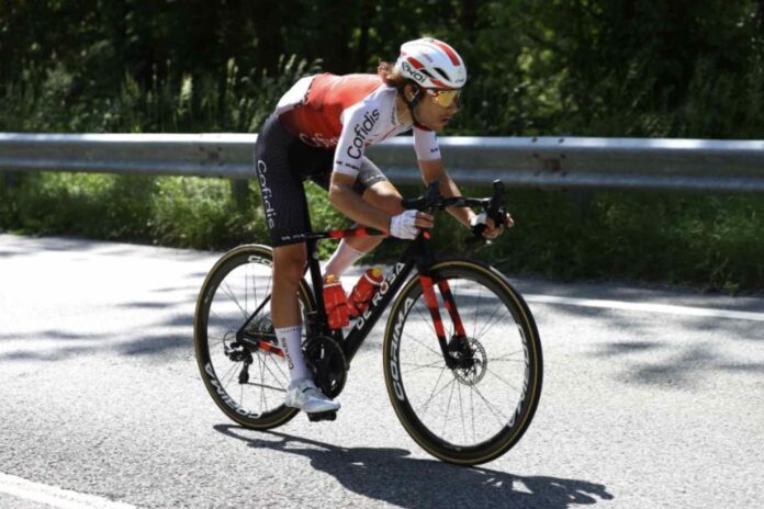 Guillaume Martin au départ de la 14e étape du Giro 2022
