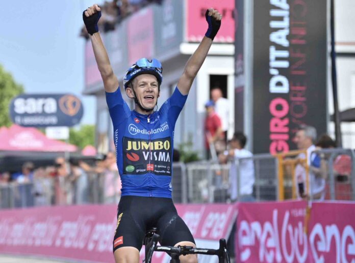 Koen Bouwman remporte la 19e étape du Giro 2022